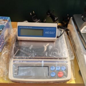 ميزان AND EK-3000i مع شاشة عرض منفصلة — AND GULF